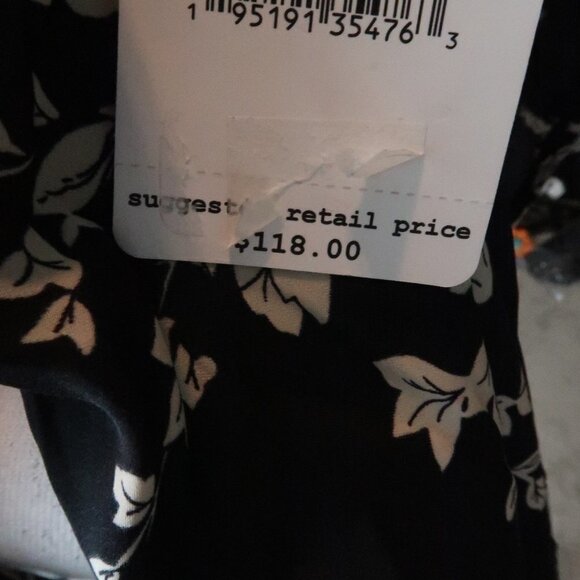Free People Floral Tate Tunic in "Black Combo" Open Back Size Small NWT - Picture 3 of 9